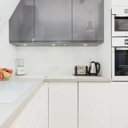 Grace Ii Daire Kolobrzeg